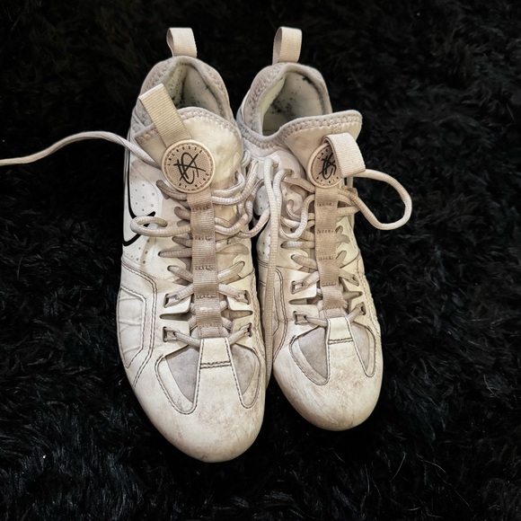 Women’s lacrosse cleats - Picture 1 of 3